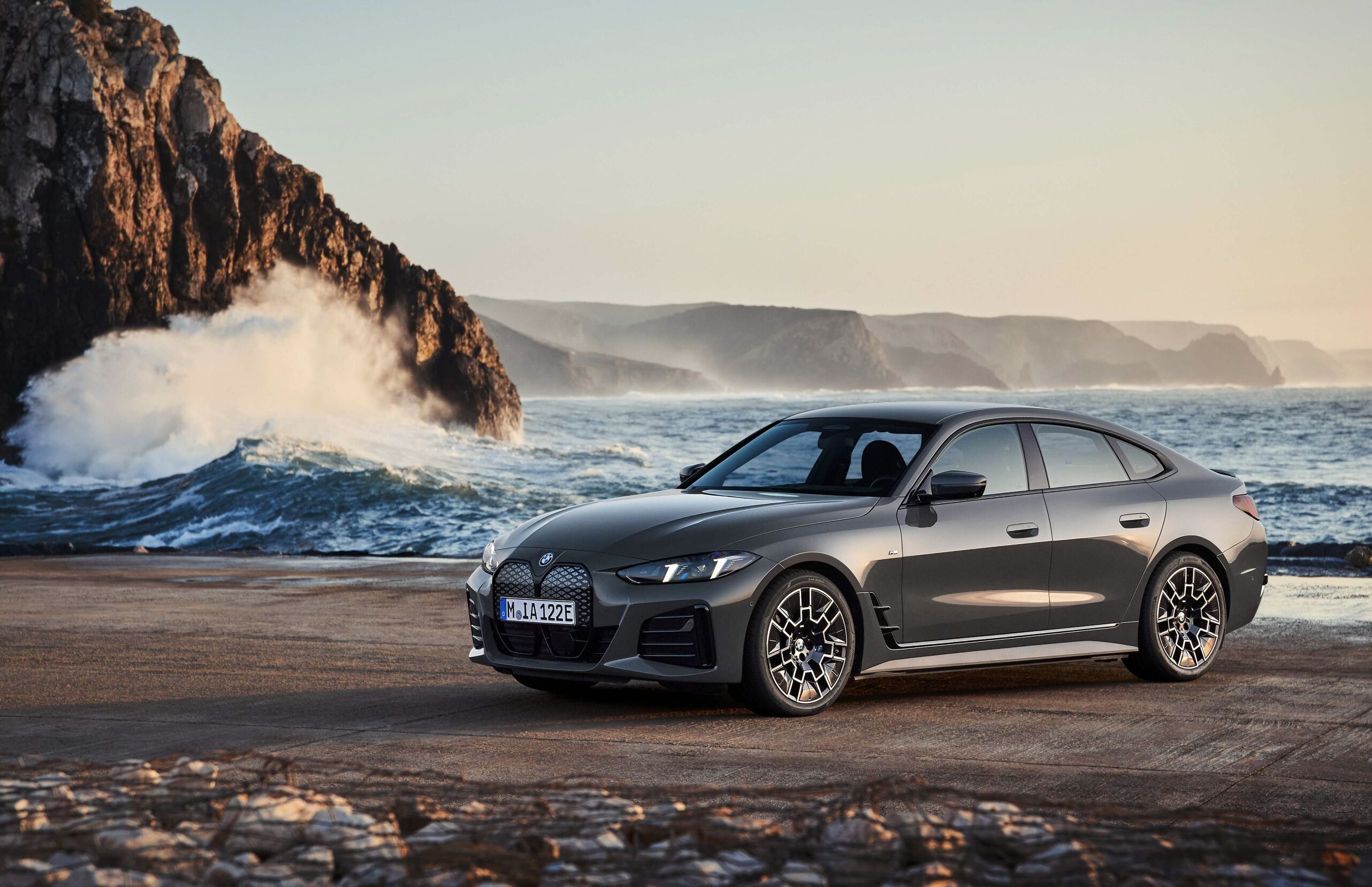 ▲BMW電動車美國召修。（圖／翻攝自BMW）