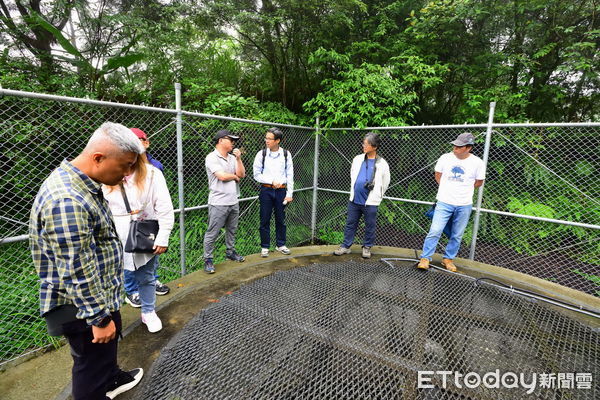 ▲太平山國家森林遊樂區中間服務站大口徑集水井實地參訪與解說。（圖／林業保育署南投分署提供）