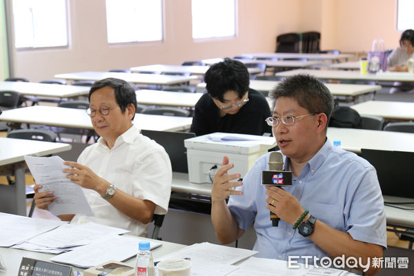 ▲台南市長黃偉哲宣佈啟動青年審議民主行動計畫，鼓勵青年關注在地議題、參與市政對話。（記者林東良翻攝，下同）