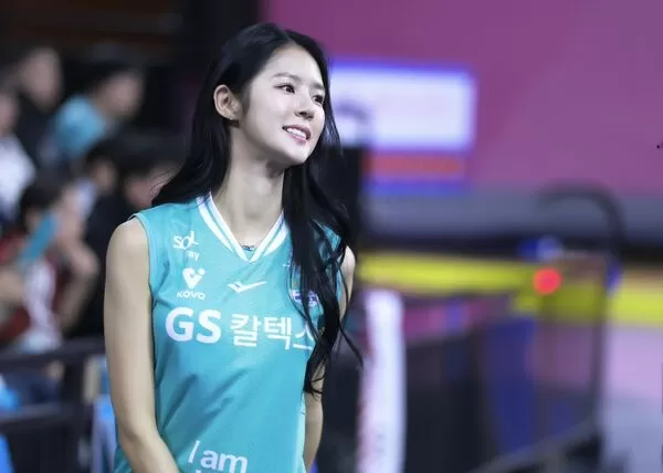 ▲韓國啦啦隊女神朴騏良喊話想當台韓文化交流大使，最愛台灣的美食是大腸麵線。（圖／耐特行銷）