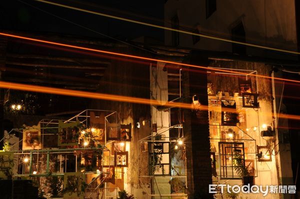 ▲崑山科大空設系作品《CAPSULE OF SPACE AND TIME》榮獲2025紅點設計概念獎肯定，展現地方文化轉譯實力。（記者林東良翻攝，下同）