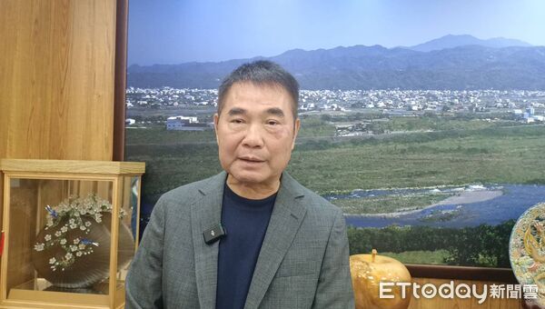 ▲苗栗縣政府黃姓科長日前墜樓身亡，引發各界質疑可能有職場霸凌，縣長鍾東錦為弭平雜音，今天宣佈全面啟動職場霸凌調查。（圖／記者楊永盛攝）