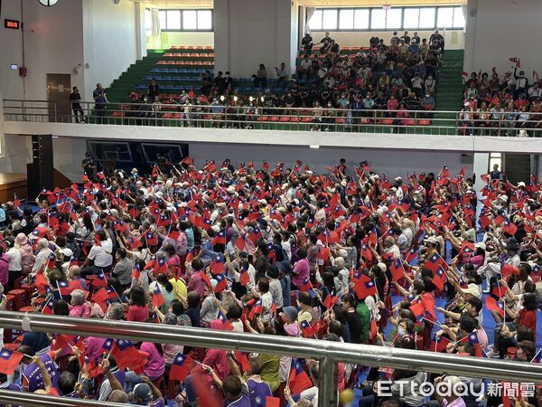 ▲▼  傅崐萁首場花蓮反罷造勢登場   。（圖／記者崔至雲攝）