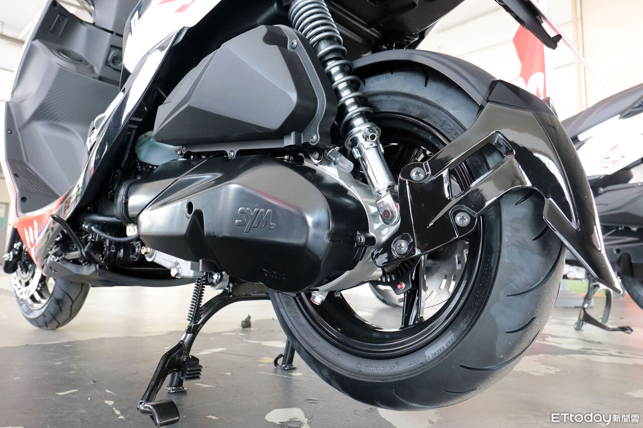 ▲102000元起！三陽「JET SL+原廠升級版」開賣　賽車科技全面下放。（圖／記者張慶輝攝）