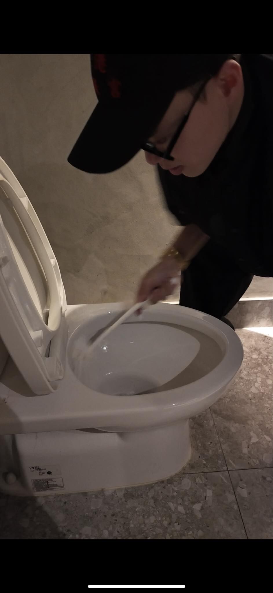 ▲▼《大學生》海產被騙12萬打工挨酸「哭窮」親曝原因。（圖／翻攝自Facebook／海產）