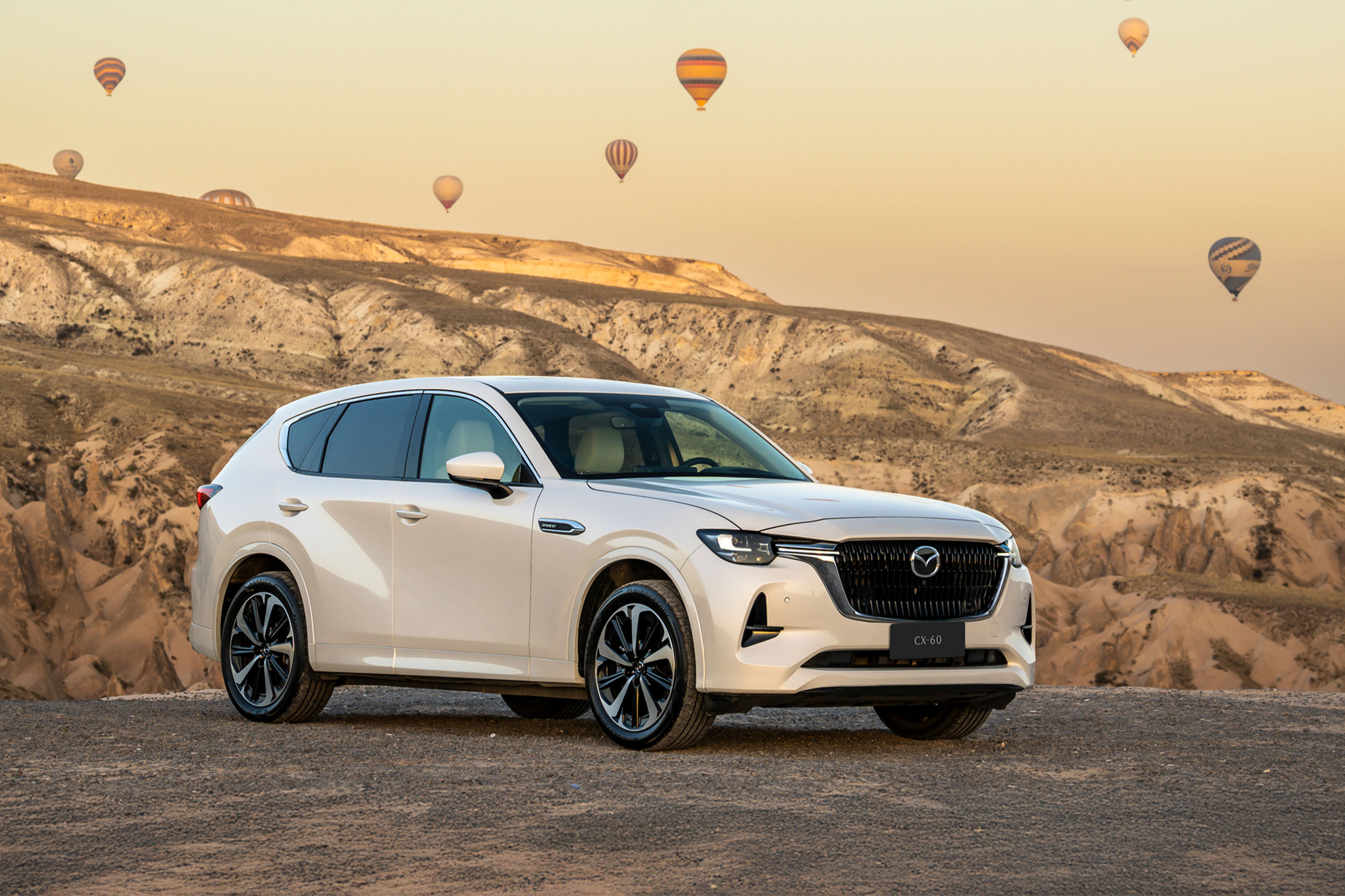 ▲新年式Mazda CX-60休旅推新顏色！底盤懸吊升級。（圖／翻攝自Mazda）
