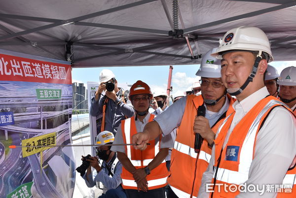 ▲▼國1五股交流道增設北入及北出匝道，交通部前往視察。（圖／記者李姿慧攝）