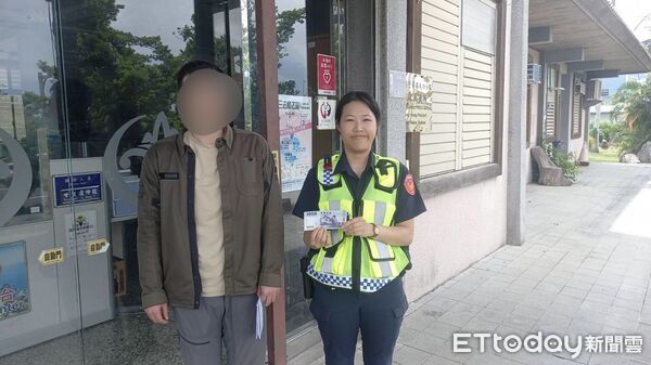 ▲台東都蘭女警暖心伸援手。（圖／記者楊晨東翻攝）