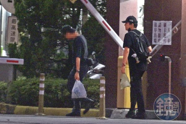 小別勝新婚／獨家！服役難得二人世界　王大陸女友甜蜜陪到收假