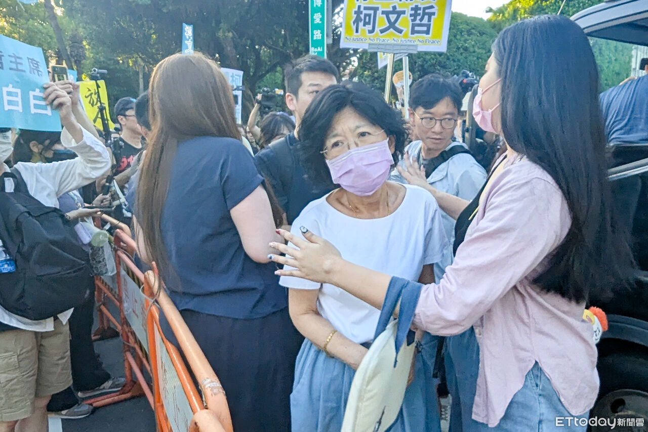 柯文哲投票聲請遭駁　陳佩琪號召小草726票投不同意
