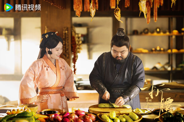 ▲《折腰》小桃瘦了變超美！李雪琴為戲暴風減掉15kg　對比照驚呆網。（圖／翻攝《折腰》微博）