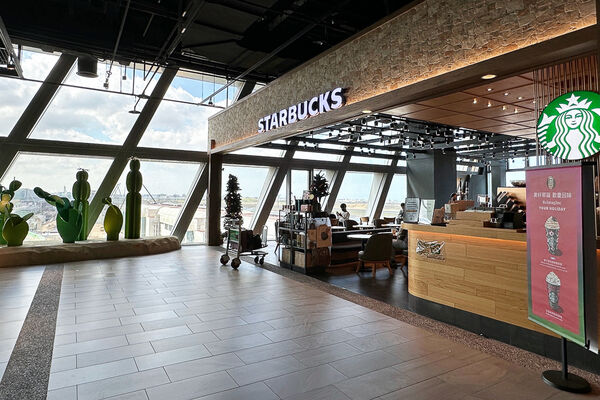 ▲▼桃園機場第二航廈。（圖／部落客飛天璇的口袋授權提供）