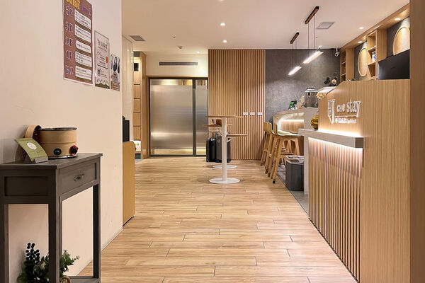 ▲▼桃園機場第二航廈。（圖／部落客飛天璇的口袋授權提供）