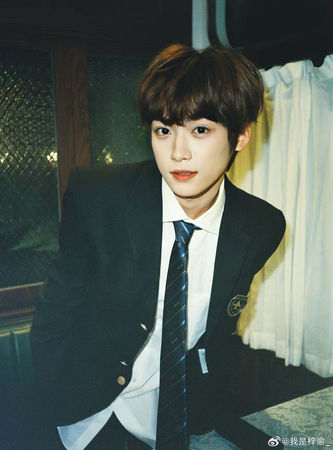 ▲梓渝演出BL劇《逆愛》爆紅，私下卻飽受私生飯困擾。（圖／翻攝自微博）