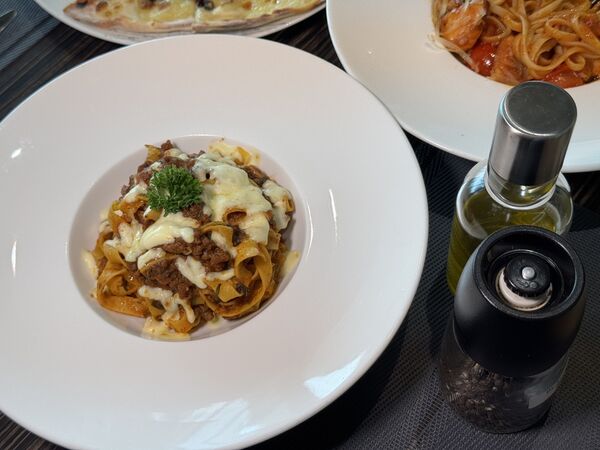 ▲▼麗星郵輪探索星號美食。（圖／部落客台南好Food遊授權提供）