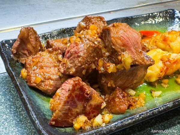 ▲▼麗星郵輪探索星號美食。（圖／部落客台南好Food遊授權提供）
