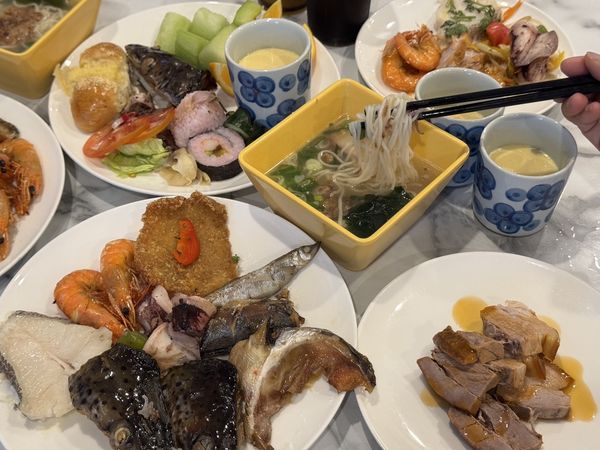 ▲▼麗星郵輪探索星號美食。（圖／部落客台南好Food遊授權提供）