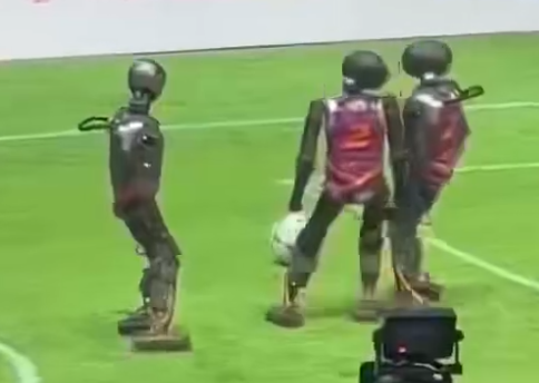 ▲比賽過程。（圖／翻攝自微博，上同）