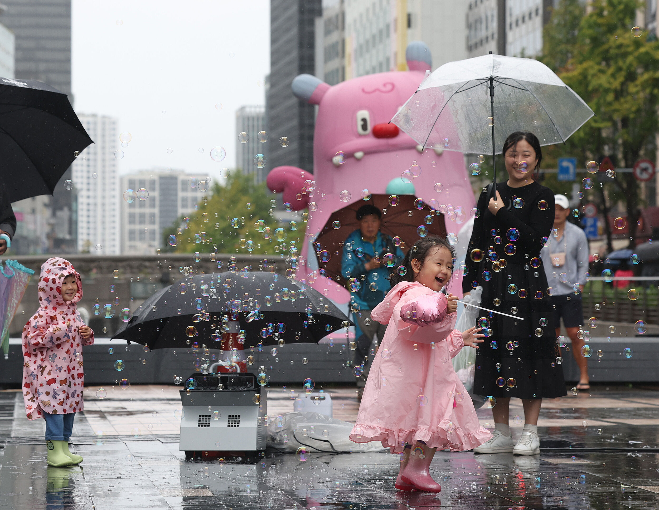 ▲▼南韓少子高齡化問題愈趨嚴重，預估百年後人口將跌到僅剩753萬人。（圖／VCG）