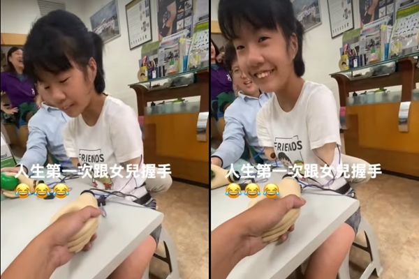 ▲▼單腳天使徐又立12年來首次跟爸爸握手。（圖／翻攝臉書／徐家pasta）