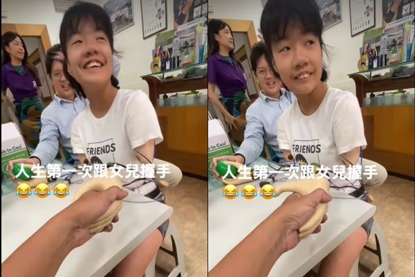 ▲▼單腳天使徐又立12年來首次跟爸爸握手。（圖／翻攝臉書／徐家pasta）