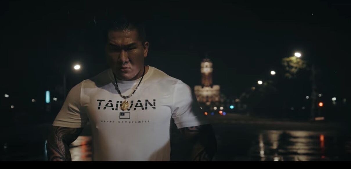 ▲▼             。（圖／翻攝自YouTube／館長成吉思汗）