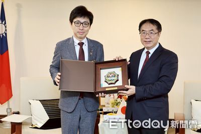秋田市長沼谷純訪台南 黃偉哲盼深化教育體育交流