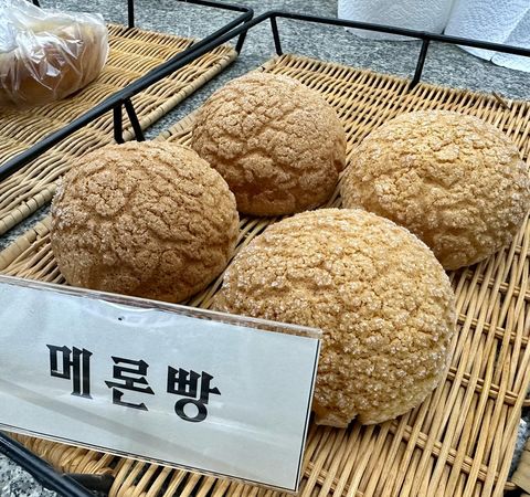 ▲MOROPAIN招牌「蜜瓜包」。（圖／取自MOROPAIN臉書）