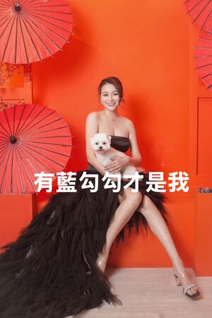 ▲李妍瑾臉書遭盜，她呼籲有藍勾勾的才是她。（圖／翻攝臉書）