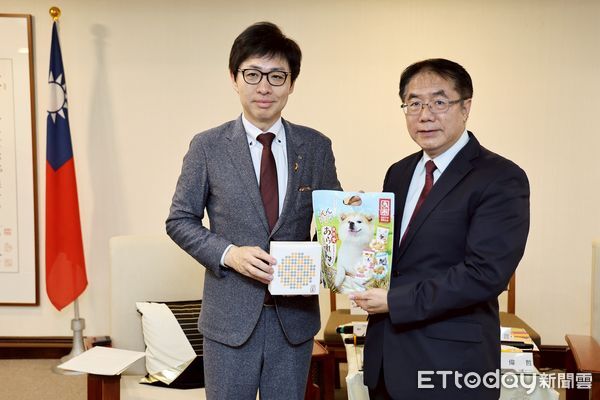▲台南市長黃偉哲與秋田市長沼谷純會面，雙方就青年交流與城市合作深入對談（記者林東良翻攝，下同）