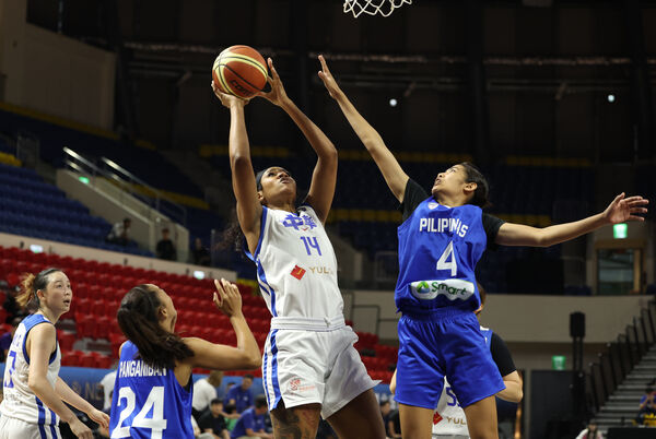▲中華女籃庫克斯、歐森、林文佑。（圖／籃協提供）