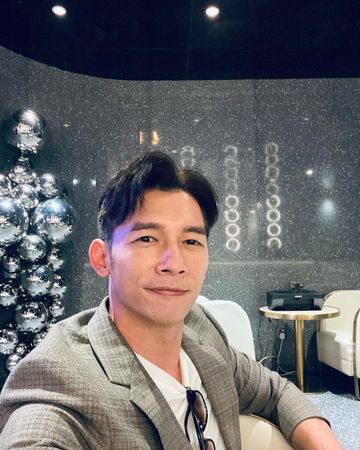 ▲▼部分網友認為，Volvo總裁林裕凱外型神似男星温昇豪。（圖／翻攝自IG）