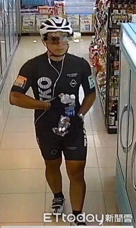 ▲民眾拾獲遺失皮包，卻未及時報警處理。（圖／記者高堂堯翻攝、翻攝「爆料公社公開版」臉書社團）