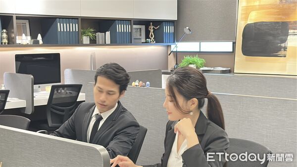 ▲▼  市政一號廣場，微型商辦           。（圖／記者陳筱惠攝）