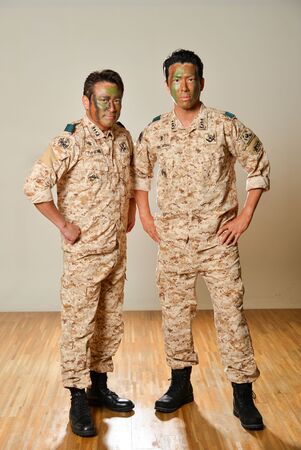 ▲黃少祺、江宏恩在《願望》披上軍服。（圖／三立提供）