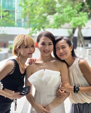 ▲▼「嫩模始祖」楊焉無預警辦婚禮，老公罕見曝光。（圖／翻攝自IG）