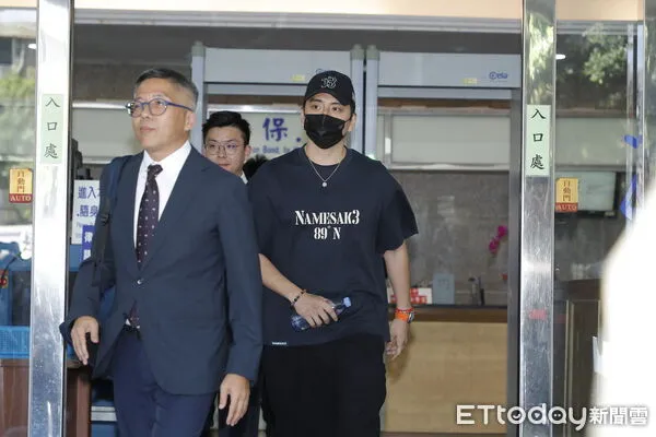 ▲▼             王大陸離開新北地院。（圖／記者湯興漢攝，下同）