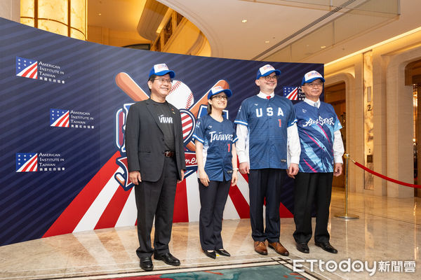 ▲▼林佳龍出席美國國慶酒會。（圖／翻攝林佳龍臉書）