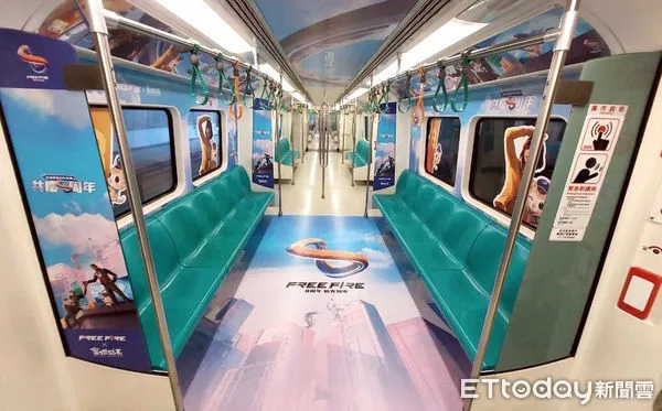 ▲手遊公司跟蜜柑站長合作，聯名車廂曝光             。（圖／記者吳奕靖翻攝）