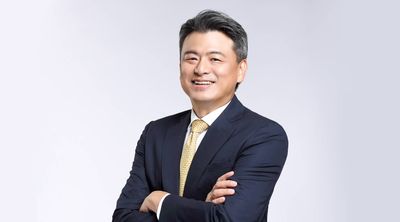 投信投顧公會理事長改選爆黑馬　尤昭文擊退劉宗聖