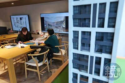 建商爆退頭期款救市 房仲喊話屋主降價