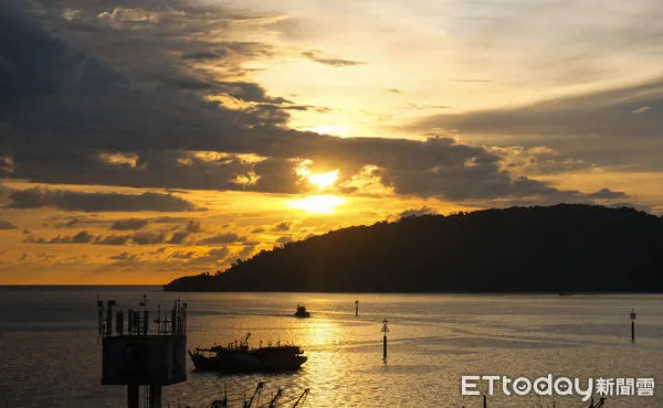 ▲沙巴Citadines Waterfront Kota Kinabalu飯店,沙巴夕陽。（圖／記者彭懷玉攝）