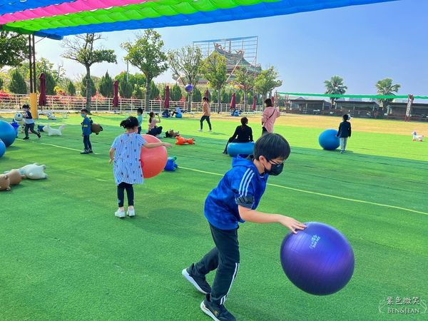 ▲▼三隻小豬觀光農場。（圖／部落客紫色微笑＊饗樂生活授權提供）