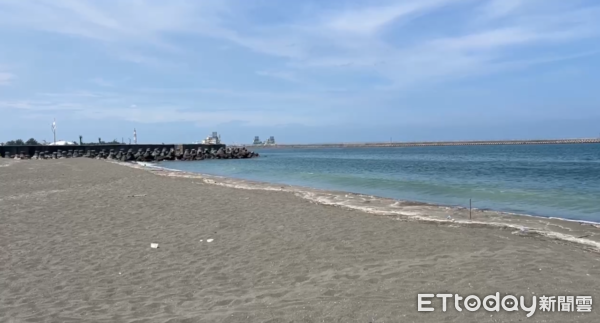 ▲▼高雄永安區海邊野狗咬死泳客，在地民眾訪問。（圖／記者吳奕靖翻攝）