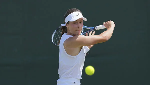 ▲桑梅茲（Zeynep Sonmez）晉級溫網第3輪，締造土耳其網壇歷史。（圖／達志影像／美聯社）