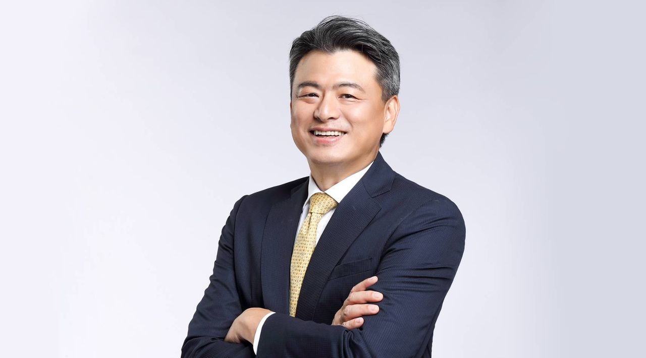 投信投顧公會理事長改選爆黑馬　尤昭文擊退劉宗聖