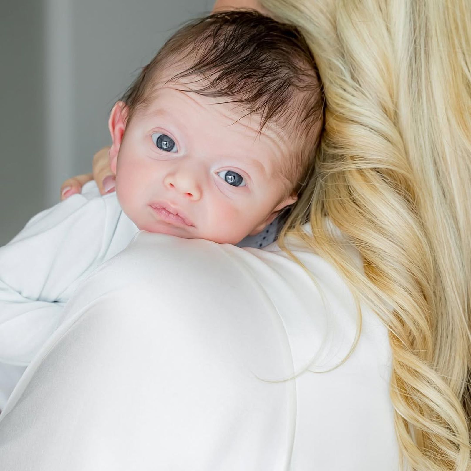 小亞歷山大有棕色頭髮和藍色大眼睛。（翻攝tiffanytrump IG）