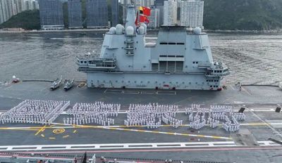 山東艦剛結束高強軍演訪港　　陸學者：「航母熱」背後關鍵訊號