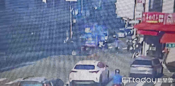 ▲屏東市香揚路與瑞光路口交通事故。（圖／記者陳崑福翻攝）