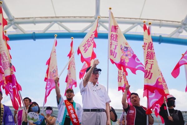 ▲▼聯電創辦人、「剷除黑芯」罷團領銜人曹興誠出席「護國大遶境」誓師出發記者會。（圖／反共護台志工聯盟提供）